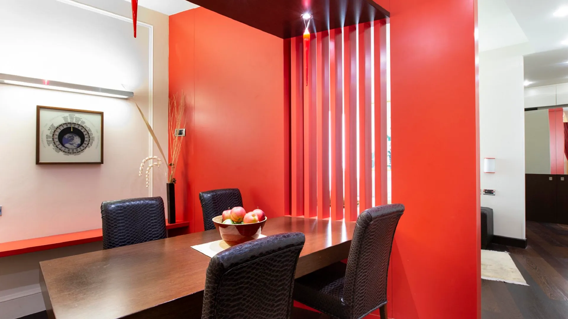 Art Hotel Orologio Bologna 4*,