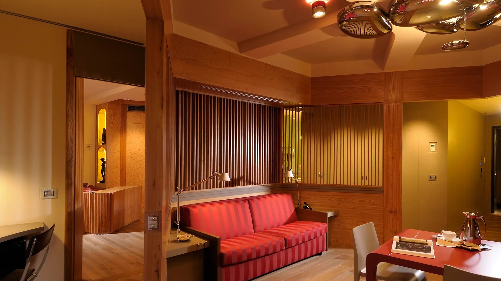 Art Hotel Orologio Bologna 4*,  Olaszország